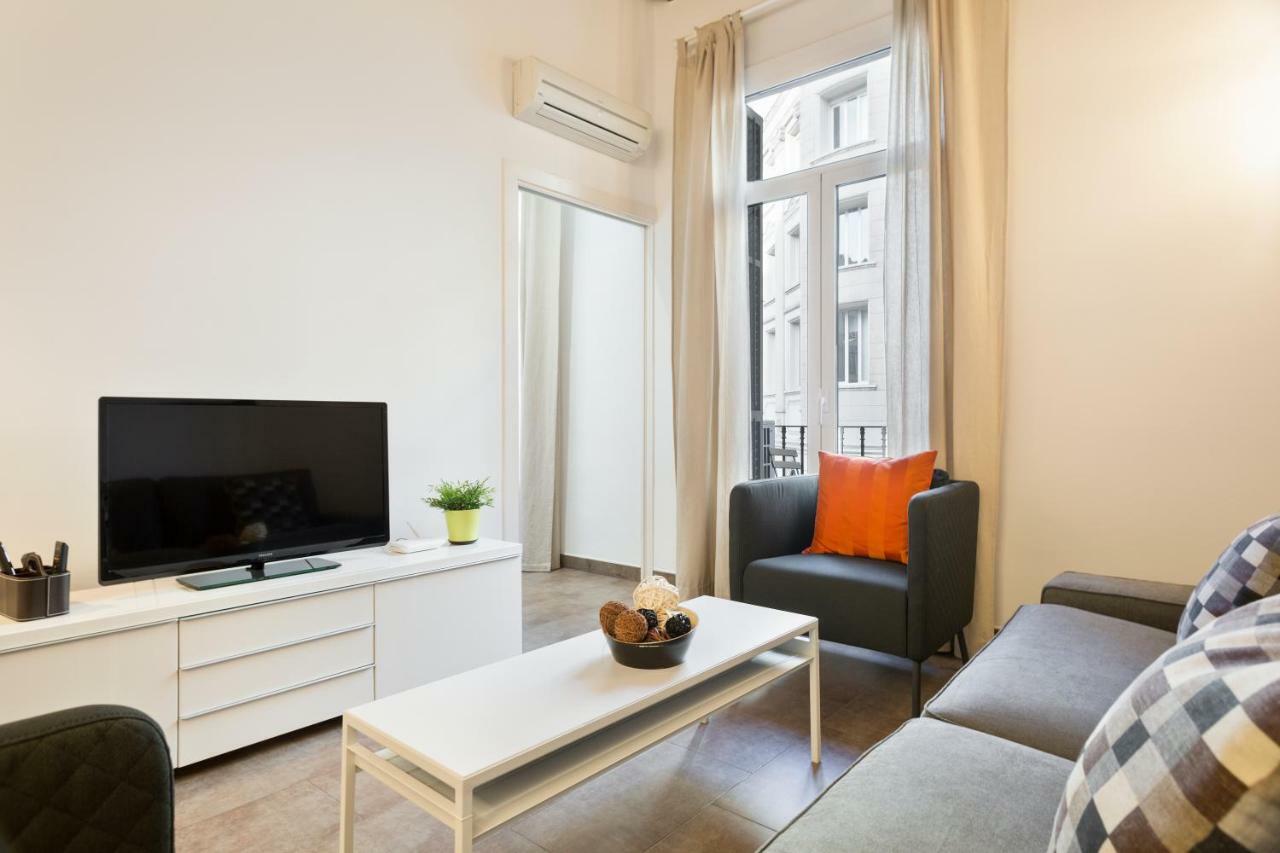 Stay U-Nique Apartments Eixample Center Barcelona Buitenkant foto